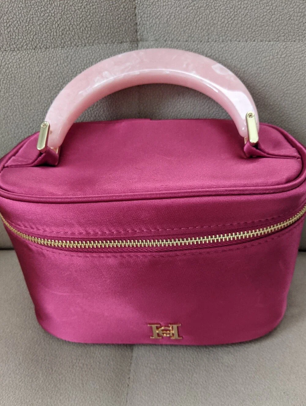 CAROLINA Herrera Pink Satin Top-Handle Cosmetic Bag
